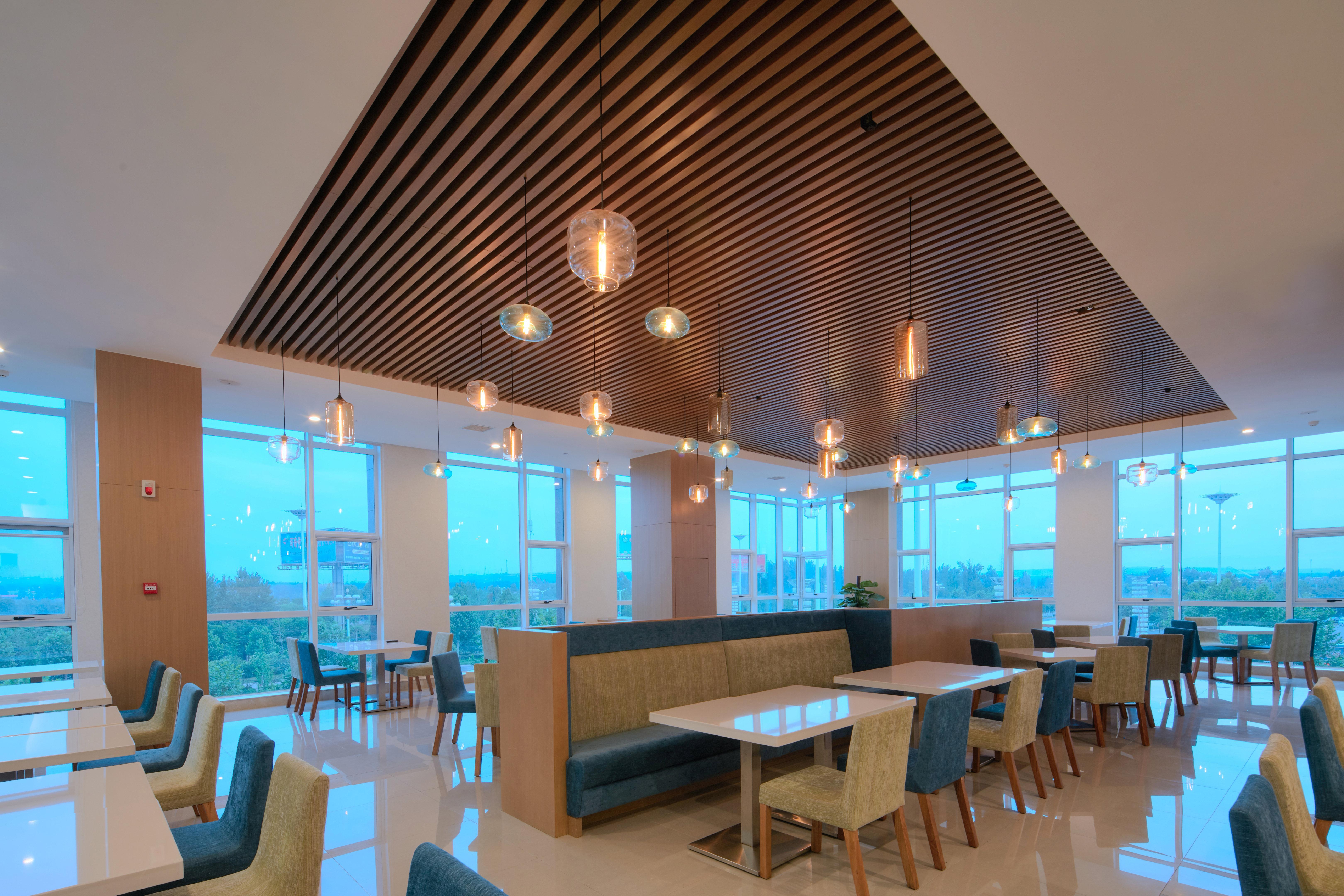 Holiday Inn Express Luoyang Yichuan By Ihg Esterno foto