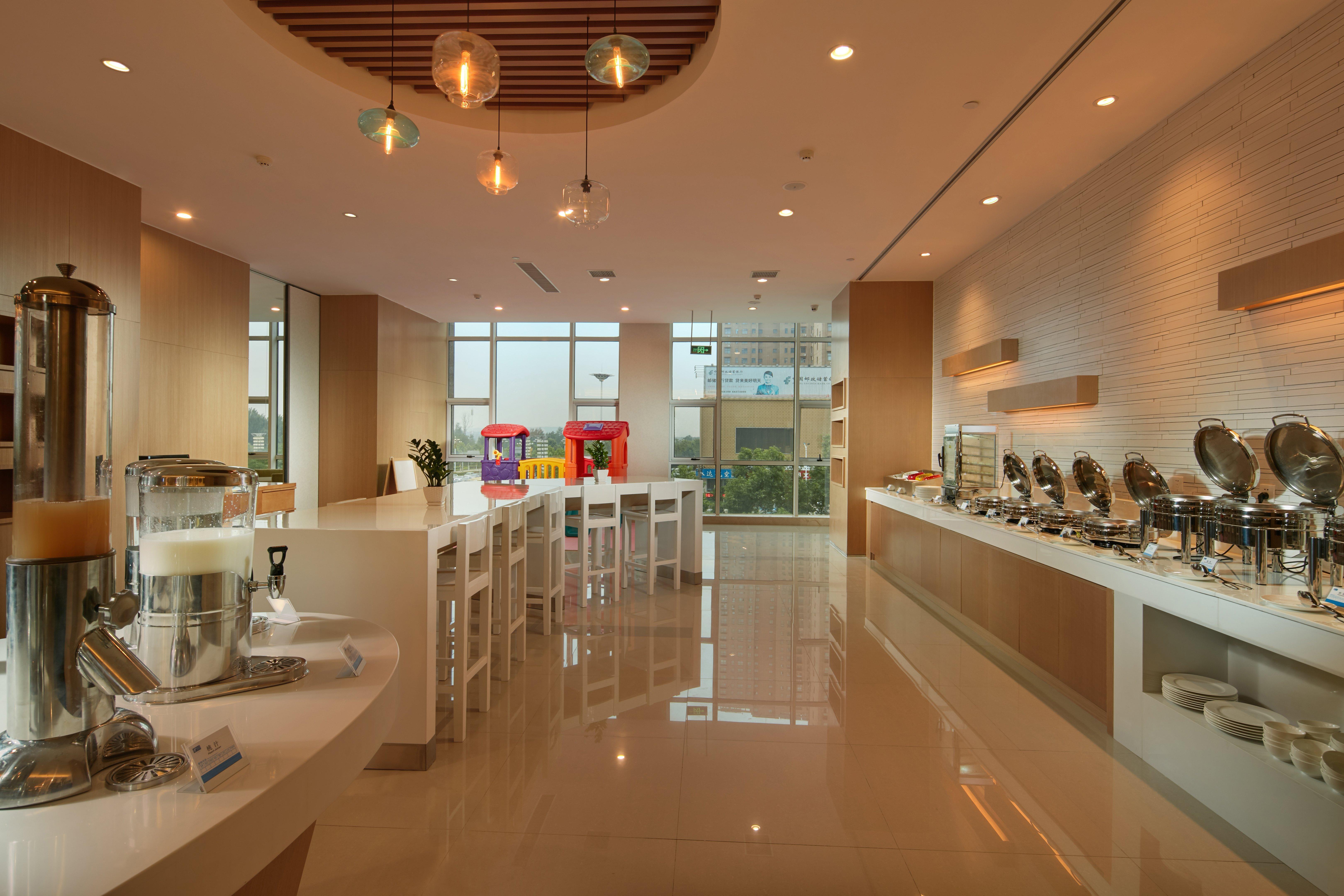 Holiday Inn Express Luoyang Yichuan By Ihg Esterno foto